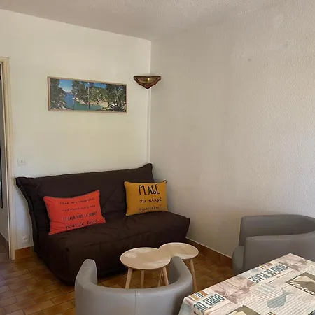 Appart-st Cyr Sur Mer-la Madrague-4pers-parking Apartment *